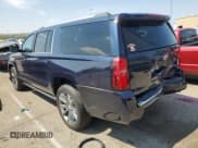 ✅ 2017 Chevrolet Suburban Premier • VIN: 1GNSKJKC7HR169222 • Lot: 49740933. Wystawiony na Copart z przebiegiem 117 295 mil. Bezpłatny archiwum sprzedaży aukcyjnych z USA i szczegółowy raport historii pojazdu na DreamBid. Zdjęcie 2.