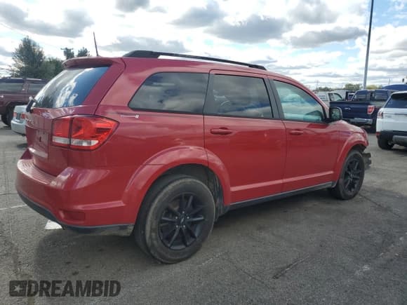 ✅ 2019 Dodge Journey SE • VIN: 3C4PDCBB9KT870791 • Lot: 86898505. Wystawiony na Copart z przebiegiem 107 948 mil. Bezpłatny archiwum sprzedaży aukcyjnych z USA i szczegółowy raport historii pojazdu na DreamBid. Zdjęcie 3.