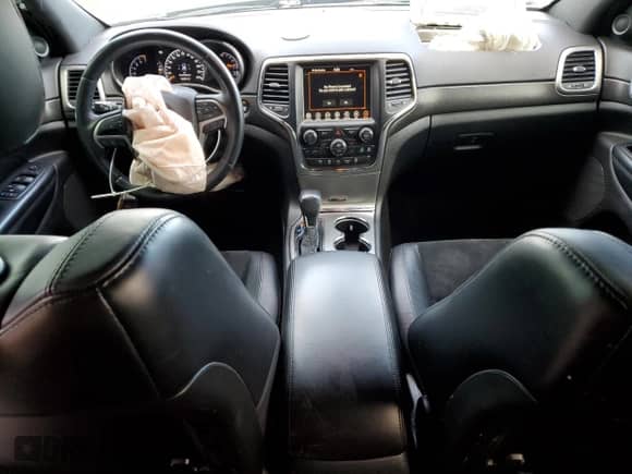 2018 Jeep Grand Cherokee Altitude z VIN 1C4RJFAG3JC332047, wystawiony jako Copart lot #86796385 z przebiegiem 123 992 mil mil oraz Szkoda całkowita • Salvage title. Historia ofert i sprzedaży dostępna na DreamBid. Obrazek 8.