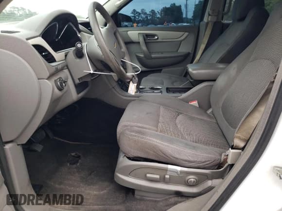 ✅ 2017 Chevrolet Traverse LS • VIN: 1GNKRFKD1HJ102535 • Лот: 53722334. Опубликован ранее на Copart с пробегом 119 201 миль. Бесплатный доступ к архиву аукционных продаж из США и подробный отчёт об истории автомобиля на DreamBid. Изображение 7.