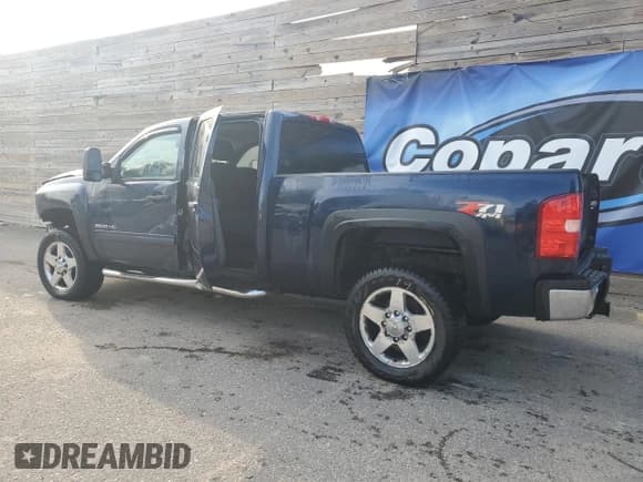 ✅ 2011 Chevrolet Silverado 2500HD LT • VIN: 1GC1KXCG3BF169266 • Lot: 80748325. Listed on Copart with 151,168 mi. Free auction sales archive from the USA and detailed vehicle history report at DreamBid. Image 2.