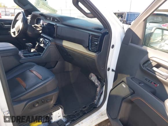 ✅ 2023 GMC Sierra 1500 AT4 • VIN: 1GTUUEE89PZ194549 • Лот: 43410196. Опубликован ранее на IAAI с пробегом 65 417 миль. Бесплатный доступ к архиву аукционных продаж из США и подробный отчёт об истории автомобиля на DreamBid. Изображение 5.