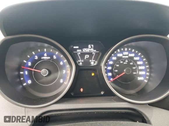 2013 Hyundai Elantra GLS с VIN 5NPDH4AE1DH331013, выставлен на аукционе Copart как лот 71038625 с пробегом 126 849 миль миль и Списание • Salvage title. История ставок и продаж доступна на DreamBid. Изображение 9.