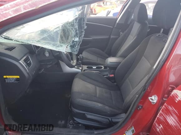 ✅ 2017 Hyundai Elantra • VIN: KMHD35LH7HU382308 • Lot: 90550415. Listed on Copart with Not provided. Free auction sales archive from the USA and detailed vehicle history report at DreamBid. Image 7.