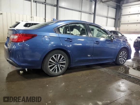 ✅ 2019 Subaru Legacy Premium • VIN: 4S3BNAF63K3039713 • Lot: 81182145. Wystawiony na Copart z przebiegiem 108 288 mil. Bezpłatny archiwum sprzedaży aukcyjnych z USA i szczegółowy raport historii pojazdu na DreamBid. Zdjęcie 3.