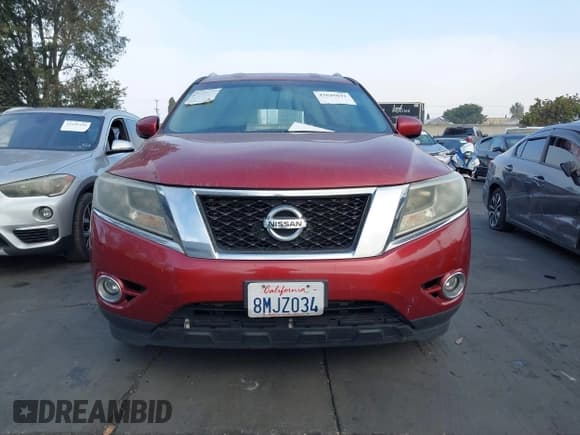 ✅ 2016 Nissan Pathfinder S • VIN: 5N1AR2MM6GC602683 • Lot: 43645641. Wystawiony na IAAI z przebiegiem 137 460 mil. Bezpłatny archiwum sprzedaży aukcyjnych z USA i szczegółowy raport historii pojazdu na DreamBid. Zdjęcie 12.