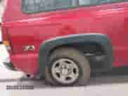 2001 Chevrolet Silverado 1500 с VIN 1GCEK14V11Z159585, выставлен на аукционе IAAI как лот 41654665 с пробегом 191 800 миль миль и . История ставок и продаж доступна на DreamBid. Изображение 6.
