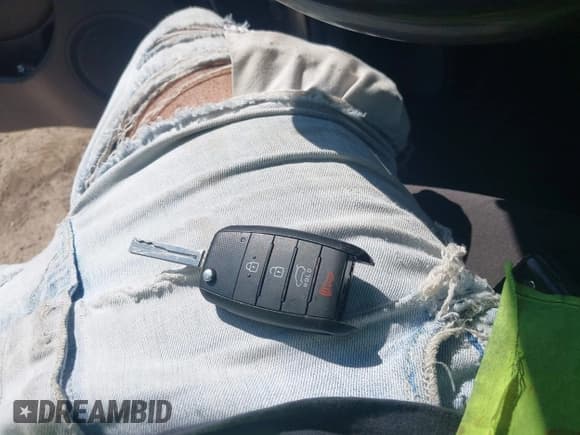 ✅ 2016 Kia Soul • VIN: KNDJN2A20G7316839 • Lot: 42456926. Listed on IAAI with 152,169 mi. Free auction sales archive from the USA and detailed vehicle history report at DreamBid. Image 11.