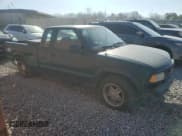 ✅ 1997 GMC Sonoma SLS • VIN: 1GTCS19X2V8528113 • Лот: 48530915. Опубликован ранее на Copart с пробегом 214 072 миль. Бесплатный доступ к архиву аукционных продаж из США и подробный отчёт об истории автомобиля на DreamBid. Изображение 4.