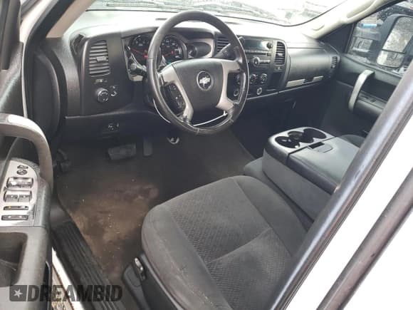 ✅ 2007 Chevrolet Silverado 2500HD 2LT • VIN: 1GCHK29647E582567 • Lot: 79145864. Listed on Copart with Not provided. Free auction sales archive from the USA and detailed vehicle history report at DreamBid. Image 8.