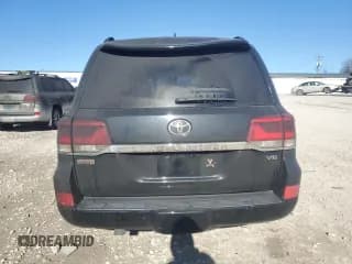 ✅ 2021 Toyota Land Cruiser • VIN: JTMCY7AJ2M4101660 • Lot: 87088084. Listed on Copart with 81,401 mi. Free auction sales archive from the USA and detailed vehicle history report at DreamBid. Image 6.