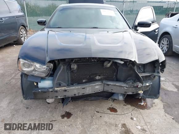 ✅ 2014 Dodge Charger RT • VIN: 2C3CDXCT4EH275099 • Lot: 40977562. Listed on IAAI with 109,889 mi. Free auction sales archive from the USA and detailed vehicle history report at DreamBid. Image 6.