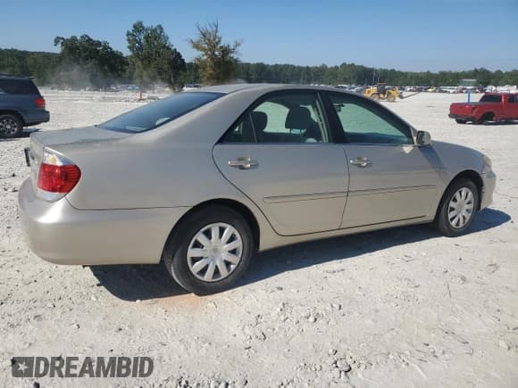 ✅ 2006 Toyota Camry STD • VIN: 4T1BE32K76U128906 • Lot: 84074205. Listed on Copart with 194,847 mi. Free auction sales archive from the USA and detailed vehicle history report at DreamBid. Image 3.