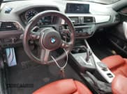 ✅ 2021 BMW M2 • VIN: WBA2N3C09M7J83075 • Lot: 56546143. Wystawiony na Copart z przebiegiem 22 115 mil. Bezpłatny archiwum sprzedaży aukcyjnych z USA i szczegółowy raport historii pojazdu na DreamBid. Zdjęcie 8.