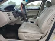 ✅ 2011 Buick Lucerne Super • VIN: 1G4HK5ES8BU125310 • Lot: 73911224. Wystawiony na Copart z przebiegiem Nie podano. Bezpłatny archiwum sprzedaży aukcyjnych z USA i szczegółowy raport historii pojazdu na DreamBid. Zdjęcie 7.