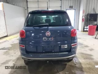 ✅ 2018 FIAT 500L Trekking • VIN: ZFBCFADH8JZ041526 • Lot: 92840855. Wystawiony na Copart z przebiegiem 159 798 mil. Bezpłatny archiwum sprzedaży aukcyjnych z USA i szczegółowy raport historii pojazdu na DreamBid. Zdjęcie 6.
