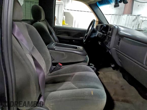 ✅ 2003 Chevrolet Silverado 1500 LS • VIN: 1GCEK14T23Z114205 • Lot: 95152665. Listed on Copart with 164,838 mi. Free auction sales archive from the USA and detailed vehicle history report at DreamBid. Image 10.