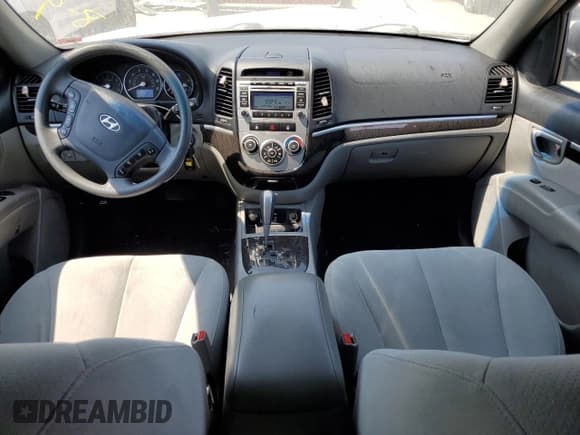 ✅ 2009 Hyundai Santa Fe GLS • VIN: 5NMSG73DX9H293334 • Лот: 65817724. Опубликован ранее на Copart с пробегом 183 821 миль. Бесплатный доступ к архиву аукционных продаж из США и подробный отчёт об истории автомобиля на DreamBid. Изображение 8.