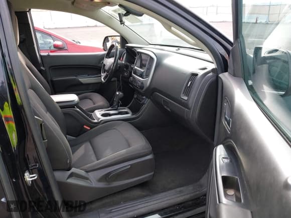 ✅ 2018 Chevrolet Colorado 2WD LT • VIN: 1GCHSCEA4J1266892 • Lot: 41776488. Listed on IAAI with 151,321 mi. Free auction sales archive from the USA and detailed vehicle history report at DreamBid. Image 5.