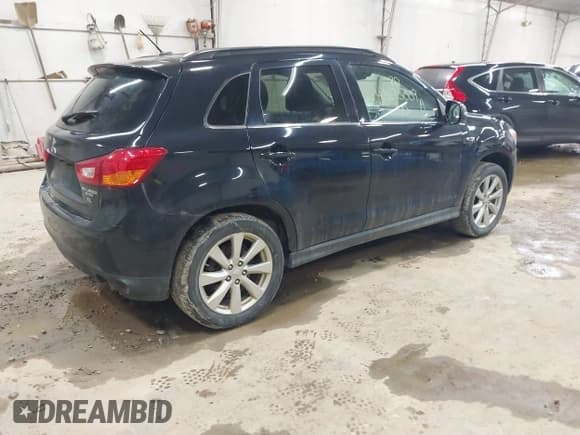 ✅ 2015 Mitsubishi Outlander GT • VIN: 4A4AR4AW0FE046601 • Lot: 43673009. Listed on IAAI with 107,239 mi. Free auction sales archive from the USA and detailed vehicle history report at DreamBid. Image 4.