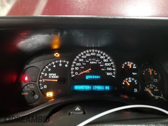 ✅ 2005 Chevrolet Silverado 2500HD LT • VIN: 1GCHK29UX5E169743 • Лот: 84625804. Опубликован ранее на Copart с пробегом 174 511 миль. Бесплатный доступ к архиву аукционных продаж из США и подробный отчёт об истории автомобиля на DreamBid. Изображение 9.