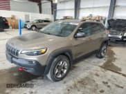 ✅ 2019 Jeep Cherokee Trailhawk Elite • VIN: 1C4PJMBX9KD304565 • Лот: 67898925. Опубликован ранее на Copart с пробегом 28 007 миль. Бесплатный доступ к архиву аукционных продаж из США и подробный отчёт об истории автомобиля на DreamBid. Изображение 1.