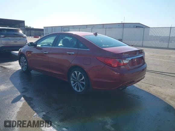 ✅ 2013 Hyundai Sonata SE • VIN: 5NPEC4AB2DH794397 • Лот: 43330228. Опубликован ранее на IAAI с пробегом 117 272 миль. Бесплатный доступ к архиву аукционных продаж из США и подробный отчёт об истории автомобиля на DreamBid. Изображение 3.
