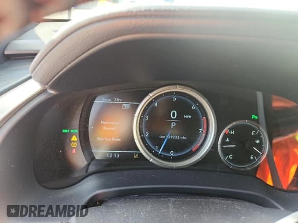 ✅ 2017 Lexus RX 350 • VIN: 2T2ZZMCA6HC072486 • Lot: 91367885. Listed on Copart with 129,233 mi. Free auction sales archive from the USA and detailed vehicle history report at DreamBid. Image 9.