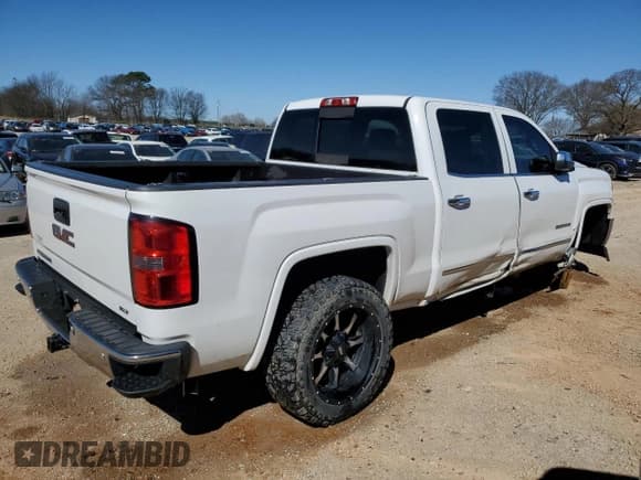✅ 2014 GMC Sierra 1500 SLT • VIN: 3GTP1VEC8EG502429 • Лот: 47784725. Опубликован ранее на Copart с пробегом 200 581 миль. Бесплатный доступ к архиву аукционных продаж из США и подробный отчёт об истории автомобиля на DreamBid. Изображение 3.