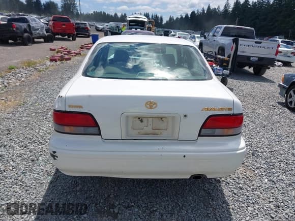 ✅ 1997 Toyota Avalon XL • VIN: 4T1BF12B0VU189448 • Лот: 42659581. Опубликован ранее на IAAI с пробегом 273 352 миль. Бесплатный доступ к архиву аукционных продаж из США и подробный отчёт об истории автомобиля на DreamBid. Изображение 16.