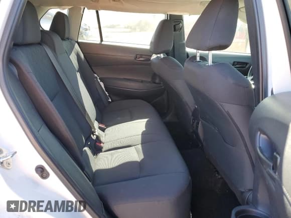 ✅ 2022 Toyota Corolla Cross LE • VIN: 7MUBAABG6NV036758 • Лот: 87274515. Опубликован ранее на Copart с пробегом 34 929 миль. Бесплатный доступ к архиву аукционных продаж из США и подробный отчёт об истории автомобиля на DreamBid. Изображение 11.