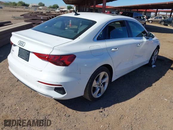 ✅ 2023 Audi A3 Premium • VIN: WAUAUDGY7PA077171 • Лот: 43646687. Опубликован ранее на IAAI с пробегом 52 729 миль. Бесплатный доступ к архиву аукционных продаж из США и подробный отчёт об истории автомобиля на DreamBid. Изображение 4.