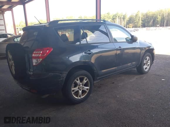 ✅ 2012 Toyota RAV4 • VIN: 2T3BF4DV0CW254828 • Lot: 42997930. Wystawiony na IAAI z przebiegiem Nie podano. Bezpłatny archiwum sprzedaży aukcyjnych z USA i szczegółowy raport historii pojazdu na DreamBid. Zdjęcie 4.