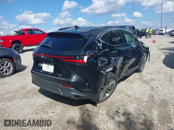 ✅ 2022 Lexus NX 350 Premium • VIN: JTJGGCEZXN5001800 • Lot: 43316780. Wystawiony na IAAI z przebiegiem 42 115 mil. Bezpłatny archiwum sprzedaży aukcyjnych z USA i szczegółowy raport historii pojazdu na DreamBid. Zdjęcie 4.