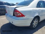 ✅ 2001 Mercedes-Benz C 320 • VIN: WDBRF64J41F050019 • Лот: 42636876. Опубликован ранее на IAAI с пробегом 154 801 миль. Бесплатный доступ к архиву аукционных продаж из США и подробный отчёт об истории автомобиля на DreamBid. Изображение 14.