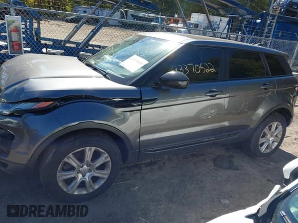 ✅ 2018 Land Rover Range Rover Evoque SE • VIN: SALVP2RX8JH289685 • Lot: 43370522. Wystawiony na IAAI z przebiegiem 112 999 mil. Bezpłatny archiwum sprzedaży aukcyjnych z USA i szczegółowy raport historii pojazdu na DreamBid. Zdjęcie 15.