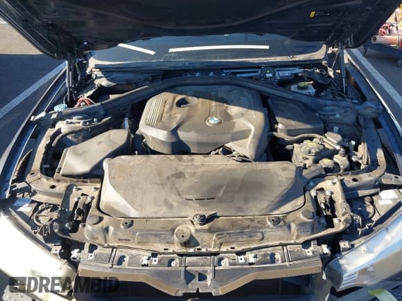 ✅ 2017 BMW 4 Series 430i xDrive • VIN: WBA4F9C37HG812518 • Lot: 42609889. Wystawiony na IAAI z przebiegiem 121 143 mil. Bezpłatny archiwum sprzedaży aukcyjnych z USA i szczegółowy raport historii pojazdu na DreamBid. Zdjęcie 10.