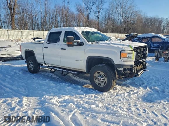 ✅ 2016 GMC Sierra 2500HD • VIN: 1GT12REG9GF152326 • Lot: 94287285. Wystawiony na Copart z przebiegiem 201 743 mil. Bezpłatny archiwum sprzedaży aukcyjnych z USA i szczegółowy raport historii pojazdu na DreamBid. Zdjęcie 4.