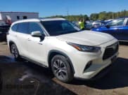 ✅ 2020 Toyota Highlander Hybrid XLE • VIN: 5TDHBRCH3LS508354 • Лот: 40505653. Опубликован ранее на IAAI с пробегом 63 155 миль. Бесплатный доступ к архиву аукционных продаж из США и подробный отчёт об истории автомобиля на DreamBid. Изображение 1.