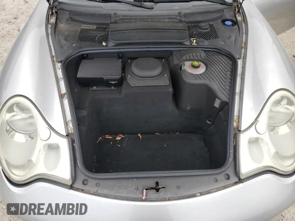 ✅ 2004 Porsche 911 Carrera S • VIN: WP0CB29954S675616 • Лот: 76155214. Опубликован ранее на Copart с пробегом Не указан. Бесплатный доступ к архиву аукционных продаж из США и подробный отчёт об истории автомобиля на DreamBid. Изображение 11.