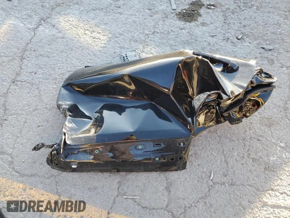 ✅ 2018 Porsche Cayenne S • VIN: WP1AB2A21JLA60345 • Lot: 80791995. Wystawiony na Copart z przebiegiem 48 348 mil. Bezpłatny archiwum sprzedaży aukcyjnych z USA i szczegółowy raport historii pojazdu na DreamBid. Zdjęcie 12.