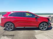✅ 2021 Ford Edge ST • VIN: 2FMPK4AP2MBA05275 • Lot: 42228089. Wystawiony na IAAI z przebiegiem 36 691 mil. Bezpłatny archiwum sprzedaży aukcyjnych z USA i szczegółowy raport historii pojazdu na DreamBid. Zdjęcie 13.