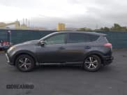 ✅ 2018 Toyota RAV4 XLE • VIN: JTMRFREV5JJ241482 • Лот: 43486718. Опубликован ранее на IAAI с пробегом 34 423 миль. Бесплатный доступ к архиву аукционных продаж из США и подробный отчёт об истории автомобиля на DreamBid. Изображение 15.