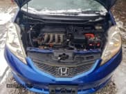 ✅ 2010 Honda Fit Sport • VIN: JHMGE8H49AS023271 • Lot: 96495565. Wystawiony na Copart z przebiegiem 332 810 mil. Bezpłatny archiwum sprzedaży aukcyjnych z USA i szczegółowy raport historii pojazdu na DreamBid. Zdjęcie 11.