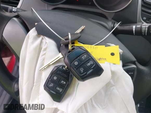 ✅ 2016 Hyundai Elantra SE • VIN: 5NPDH4AE8GH665785 • Lot: 42447517. Listed on IAAI with 94,003 mi. Free auction sales archive from the USA and detailed vehicle history report at DreamBid. Image 11.