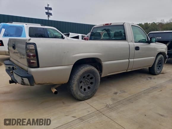 ✅ 2005 Chevrolet Silverado 1500 Work Truck • VIN: 1GCEC14X85Z137331 • Lot: 93089695. Listed on Copart with 230,859 mi. Free auction sales archive from the USA and detailed vehicle history report at DreamBid. Image 3.