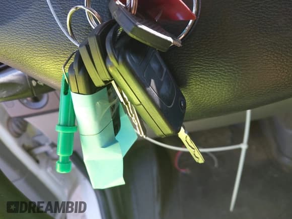 ✅ 2015 Mercedes-Benz Sprinter Cargo EXT • VIN: WD3PE8DBXFP132946 • Lot: 43455287. Wystawiony na IAAI z przebiegiem 403 291 mil. Bezpłatny archiwum sprzedaży aukcyjnych z USA i szczegółowy raport historii pojazdu na DreamBid. Zdjęcie 11.