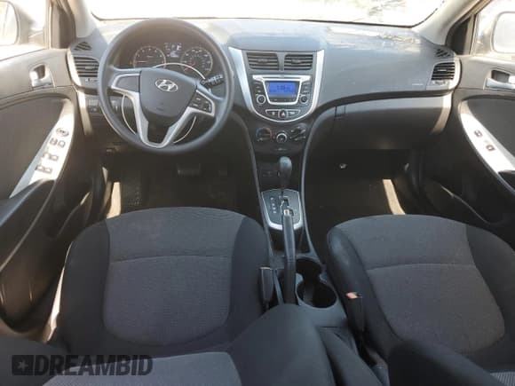 ✅ 2014 Hyundai Accent GS • VIN: KMHCT5AE5EU162083 • Лот: 76090634. Опубликован ранее на Copart с пробегом 53 093 миль. Бесплатный доступ к архиву аукционных продаж из США и подробный отчёт об истории автомобиля на DreamBid. Изображение 8.