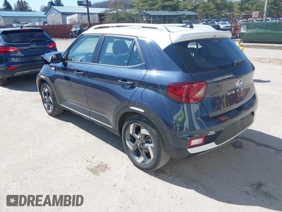 ✅ 2022 Hyundai Venue SEL • VIN: KMHRC8A37NU184600 • Lot: 41821796. Listed on IAAI with 42,443 mi. Free auction sales archive from the USA and detailed vehicle history report at DreamBid. Image 3.