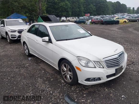 ✅ 2010 Mercedes-Benz E 350 Luxury • VIN: WDDHF8HB3AA145136 • Lot: 42977585. Listed on IAAI with 96,615 mi. Free auction sales archive from the USA and detailed vehicle history report at DreamBid. Image 1.